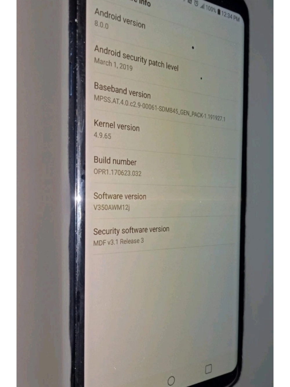 LG V35 ThinQ 4G 64GB Unlocked Smartphone 2 Dead Pixels, Small Crack, Bad Battery